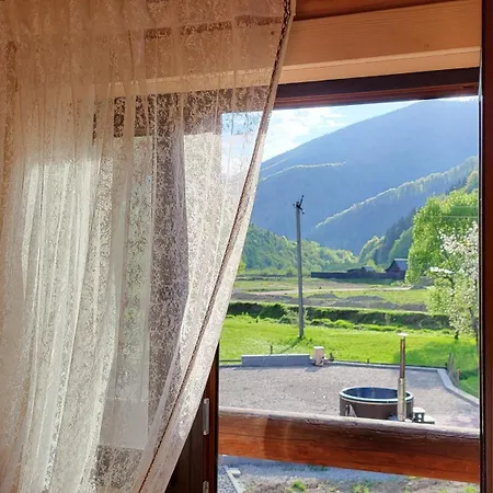 ヴィラ карпати Fest Mizhhirya (Transcarpathia)